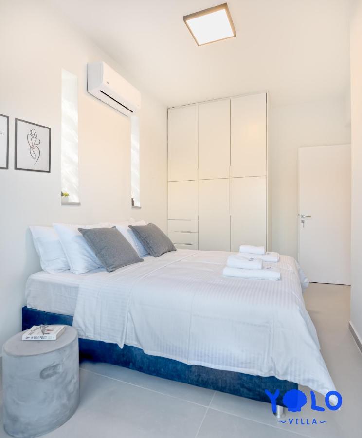 Villa Yolo Almirida エクステリア 写真