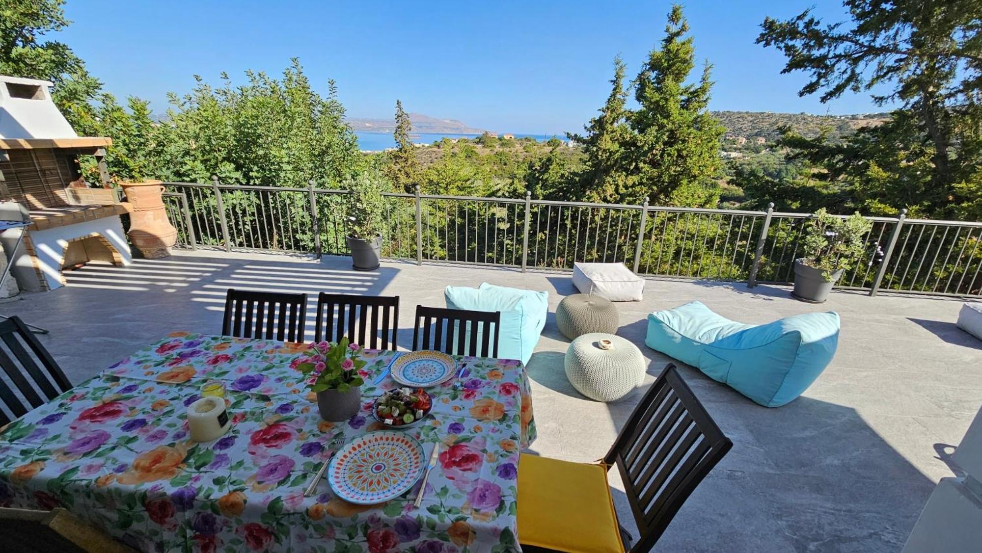 Villa Yolo Almirida エクステリア 写真